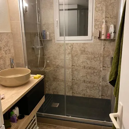Les Bains Le 23 Апартаменты